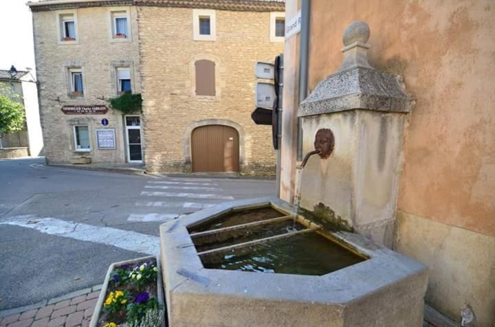 Villa Provencale Face Au Luberon Cabrières-dʼAvignon Eksteriør bilde